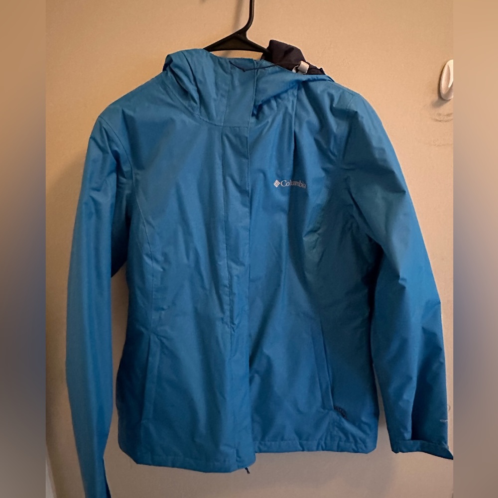 Columbia rain jacket; size medium